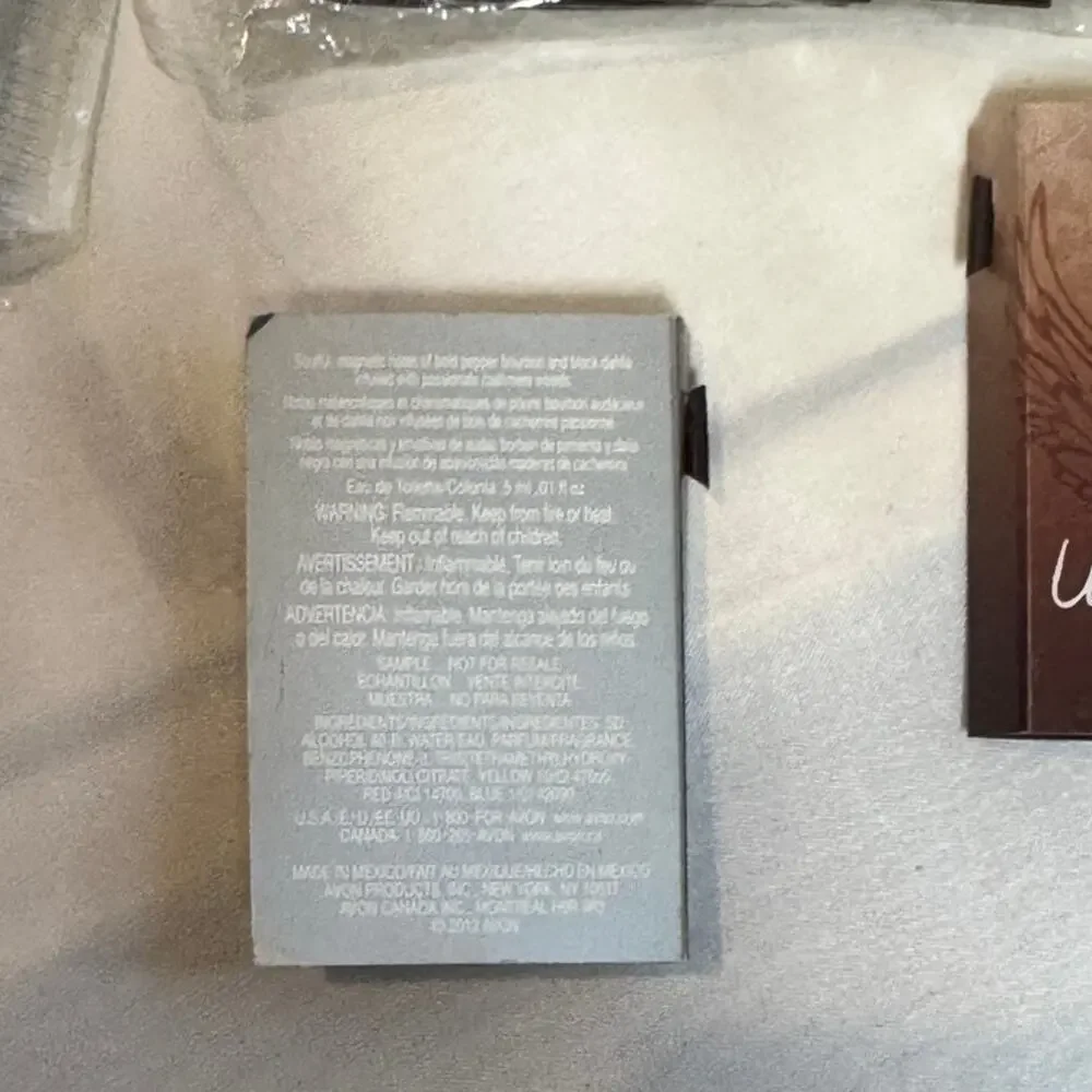 Unplugged‎ for him 23 , .5 ml vial on card samples, Avon, Jon Bon Jovi